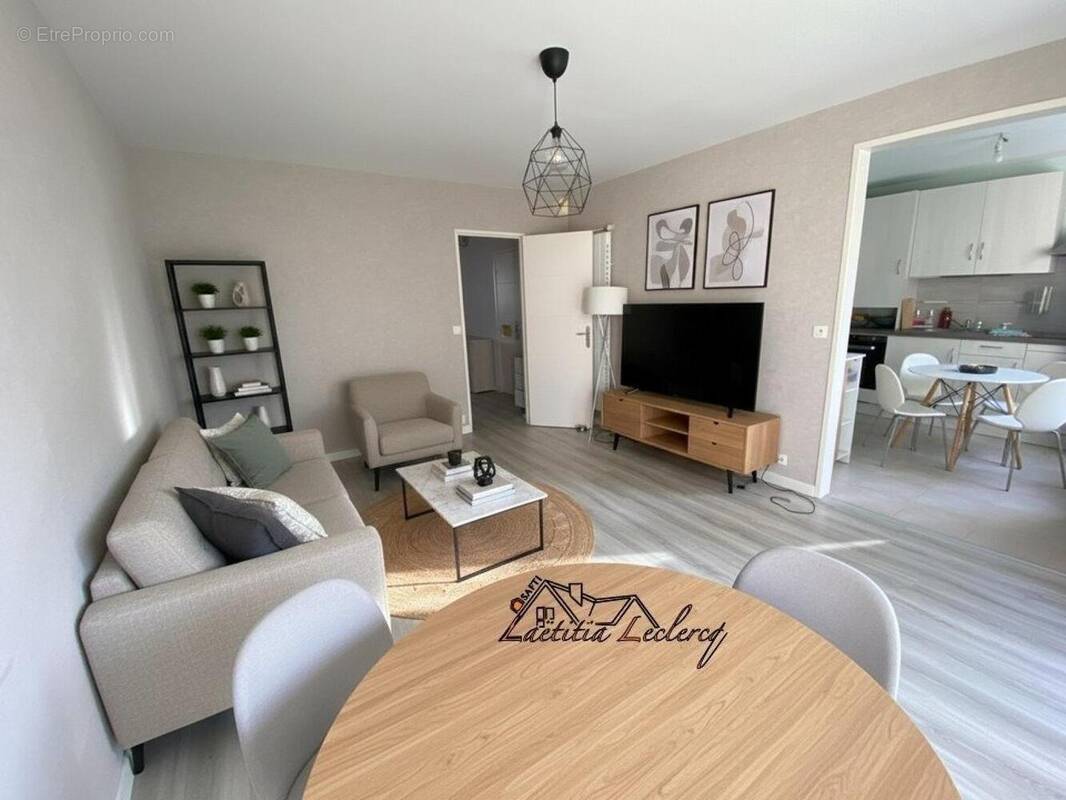 Photo 1 - Appartement à LE RHEU
