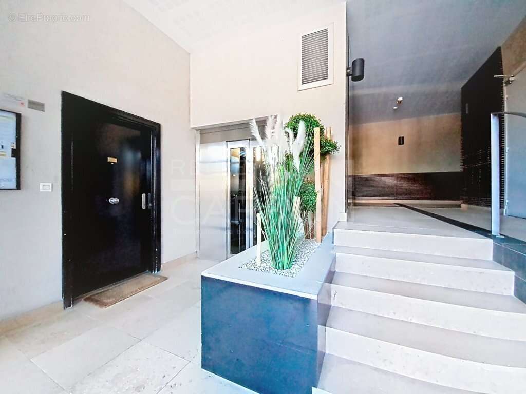 Appartement à BRON