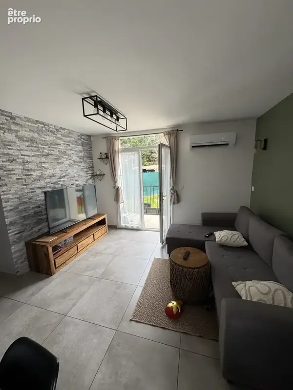 Appartement 3 pièces 54 m² à vendre à Gardanne (13120) - photo 2