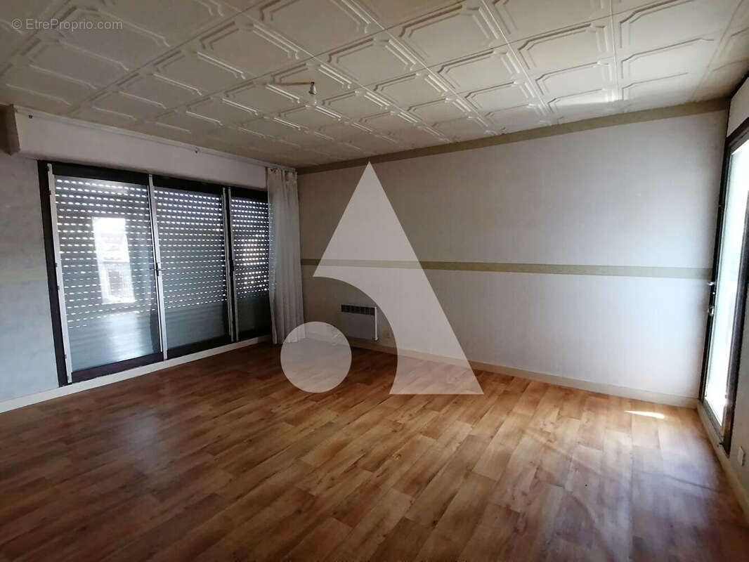 Appartement à MONTCEAU-LES-MINES