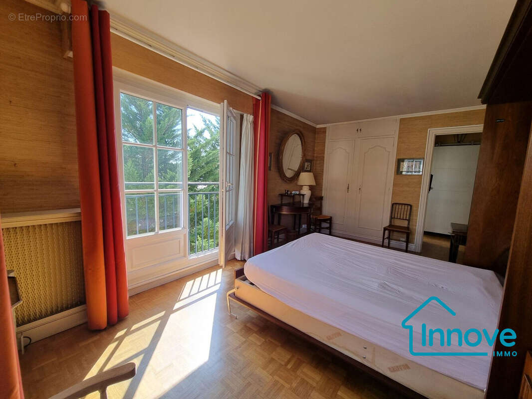 Appartement à VERSAILLES