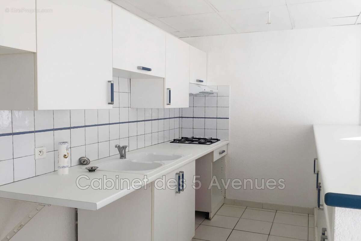 Maison 48 m² à Marseille-8e  - photo 8
