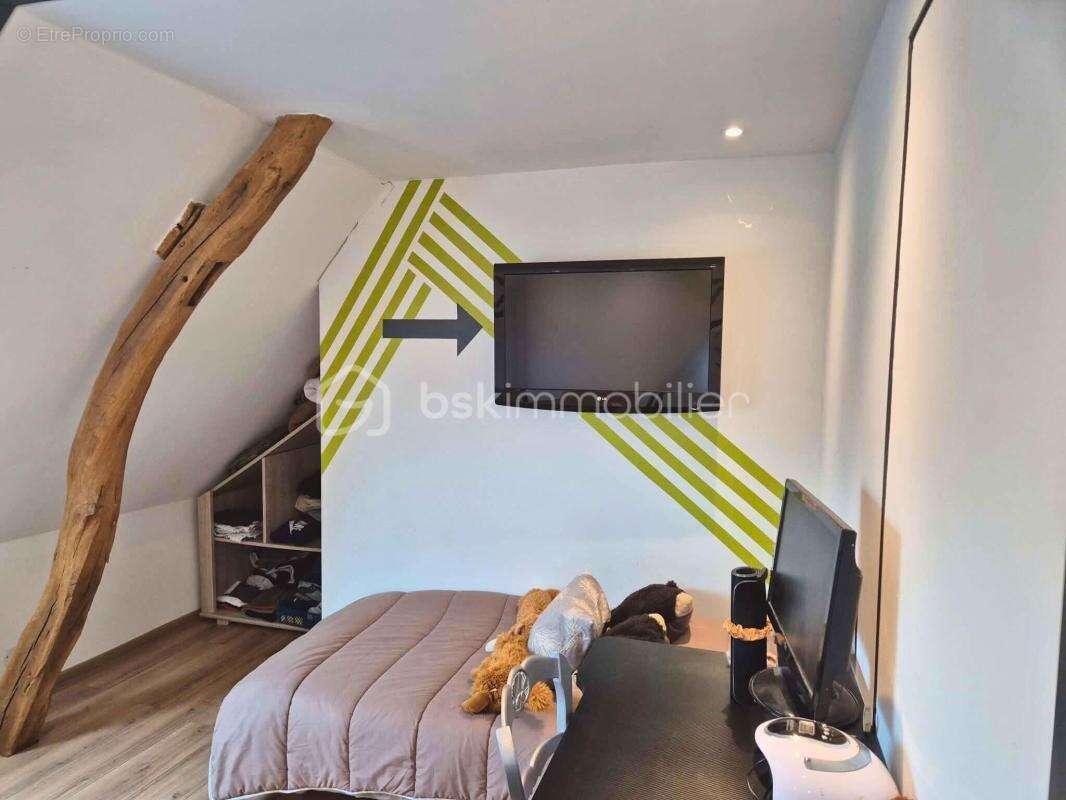 Longère rénovée clé en main – 170 m² – 4 100 m² de terrain – Citerne – Idéale grande famille / gîte / maison d’hôtes – 235 000 € - photo 13
