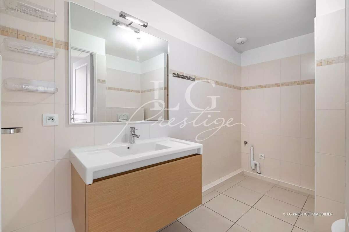 appartement 2 pièces domaine sécurisé - photo 7