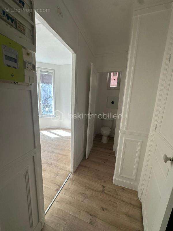 Studio à 750 m  de la gare refait a neuf - photo 21