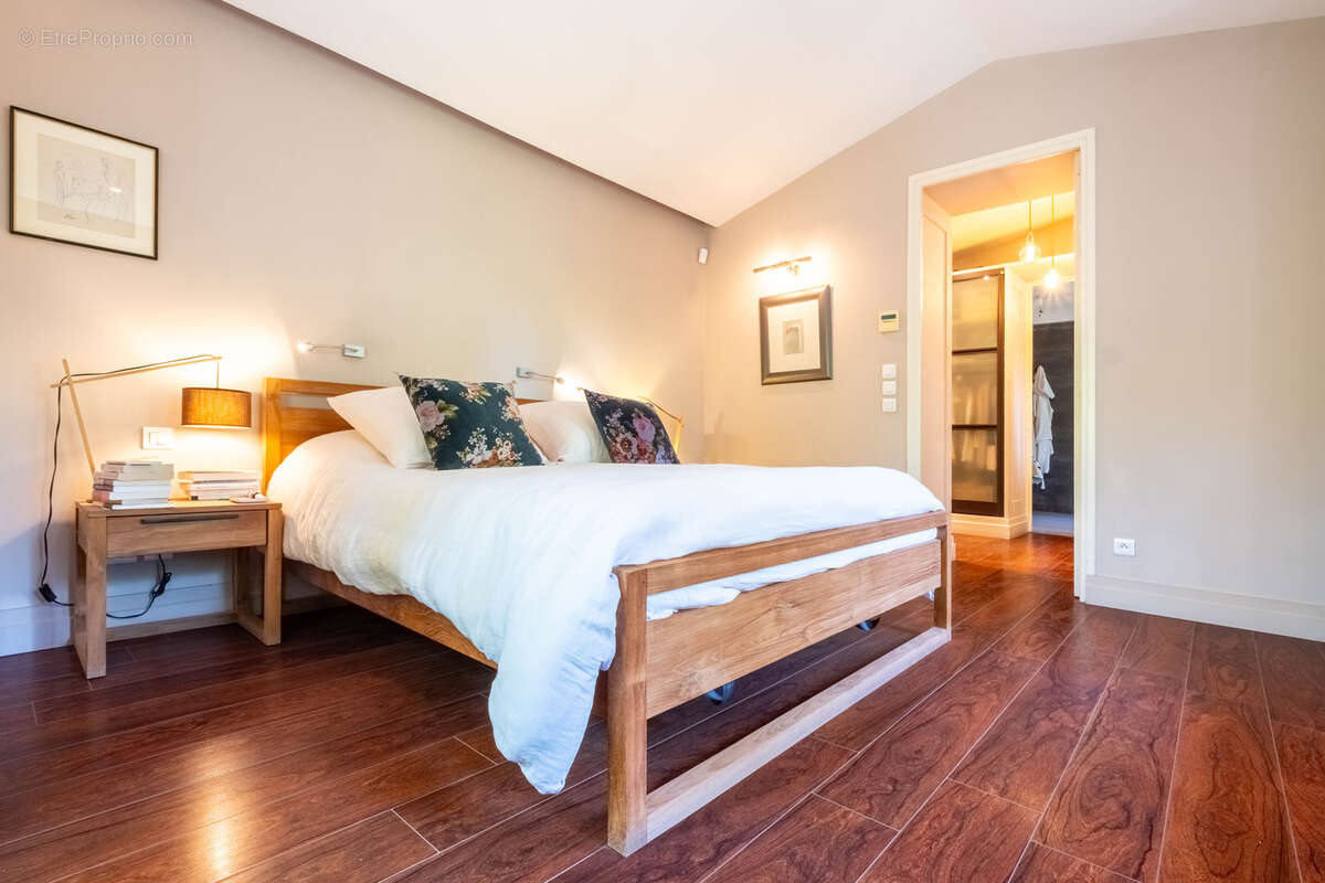 Maison à PERNES-LES-FONTAINES