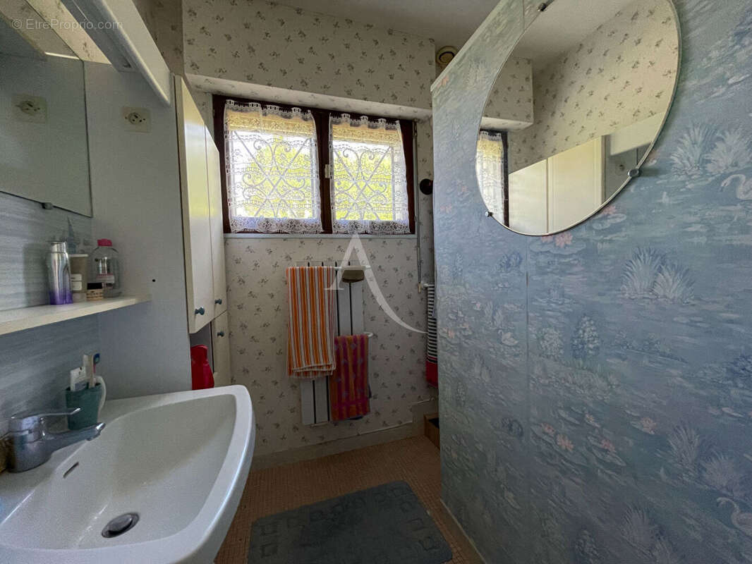 Maison à MONTRICHARD