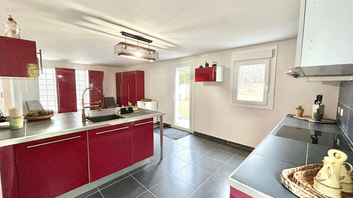 Maison à PUILAURENS