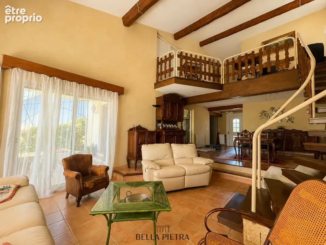 Maison 7 pièces 175 m² à vendre à Saint-Clement-De-Riviere (34980) - photo 9
