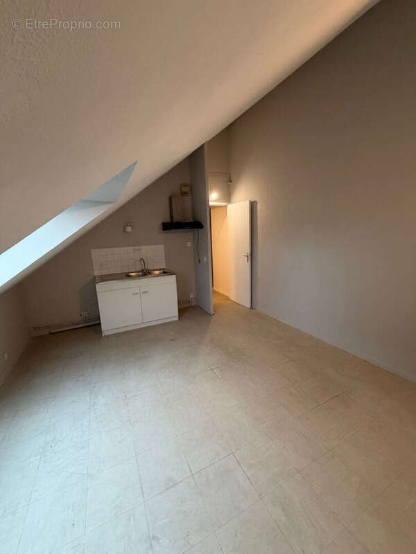 Appartement à LARDY