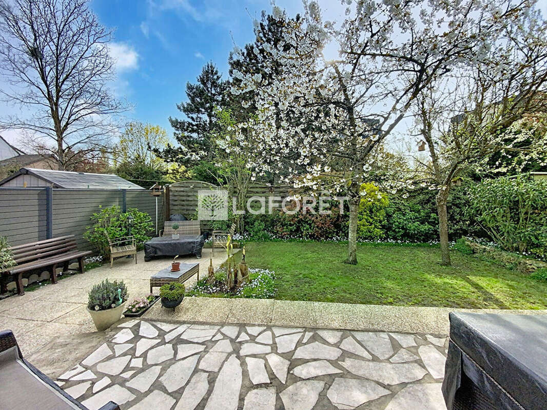 Maison à VERNEUIL-SUR-SEINE