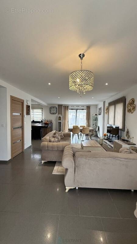 Maison à LE GRAND-QUEVILLY