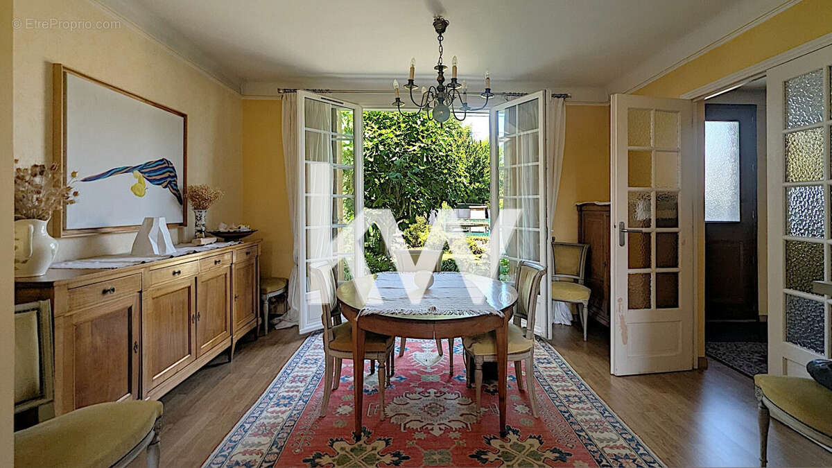 Maison à DEUIL-LA-BARRE