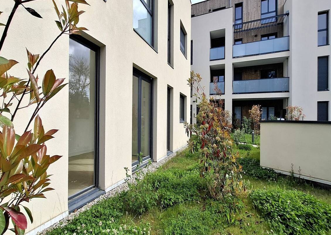 Appartement à CRAPONNE