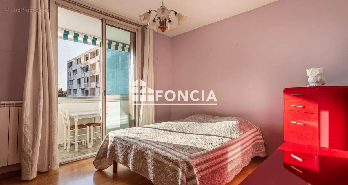 Appartement à LA VALETTE-DU-VAR