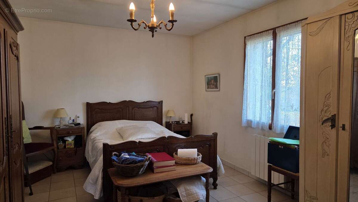 Chambre RDC - Maison à DAGLAN