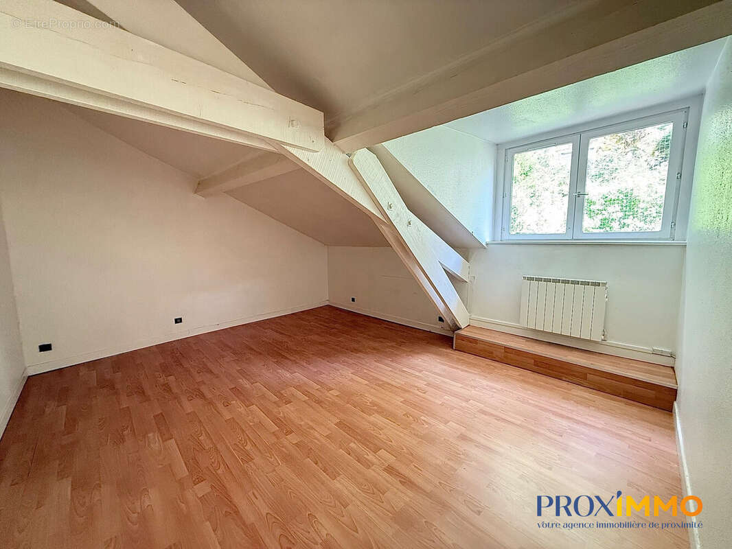 Appartement 105 m² à La Buisse  - photo 9