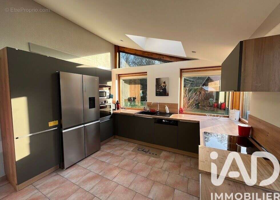 Maison 205 m² à Bernay  - photo 9