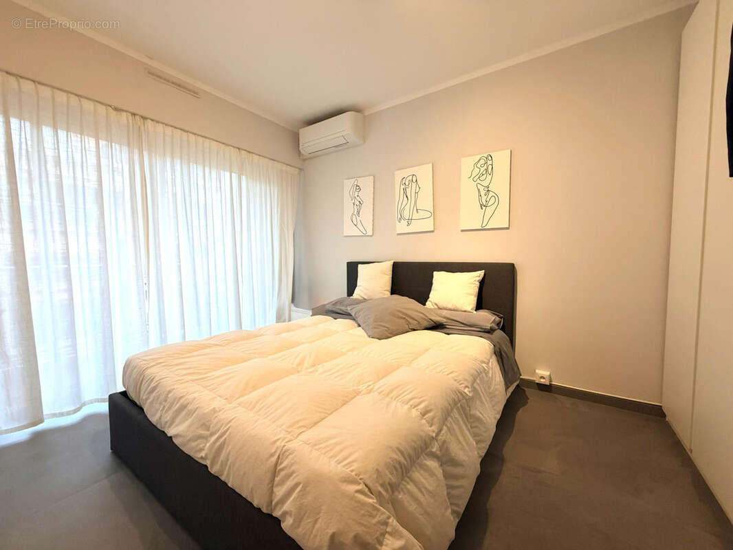 Appartement à ROQUEBRUNE-CAP-MARTIN