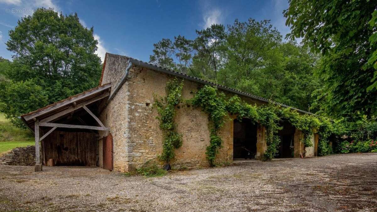 Maison à CAZALS