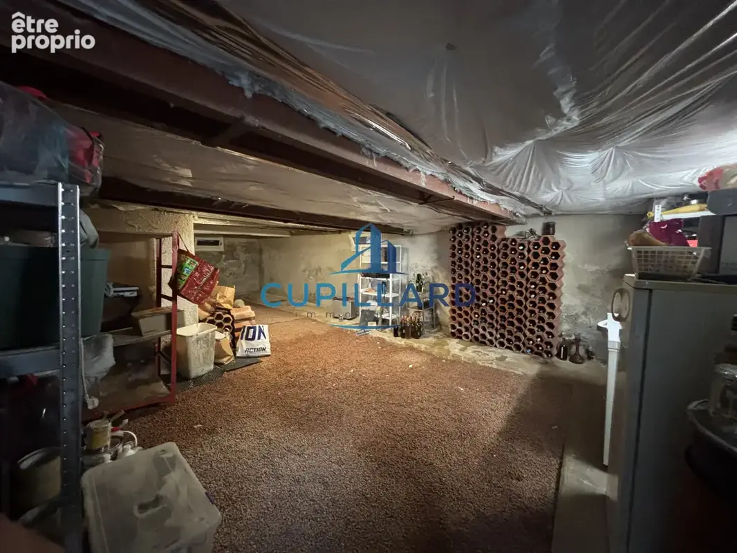 Maison entierement renovee - briennon proche port - photo 14