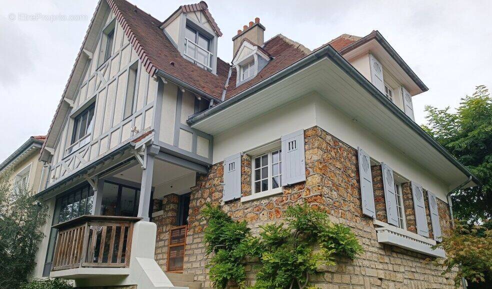 Maison à CHATENAY-MALABRY