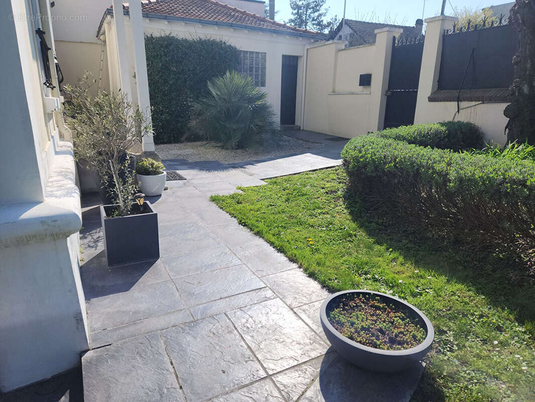 Maison à VILLEMOMBLE