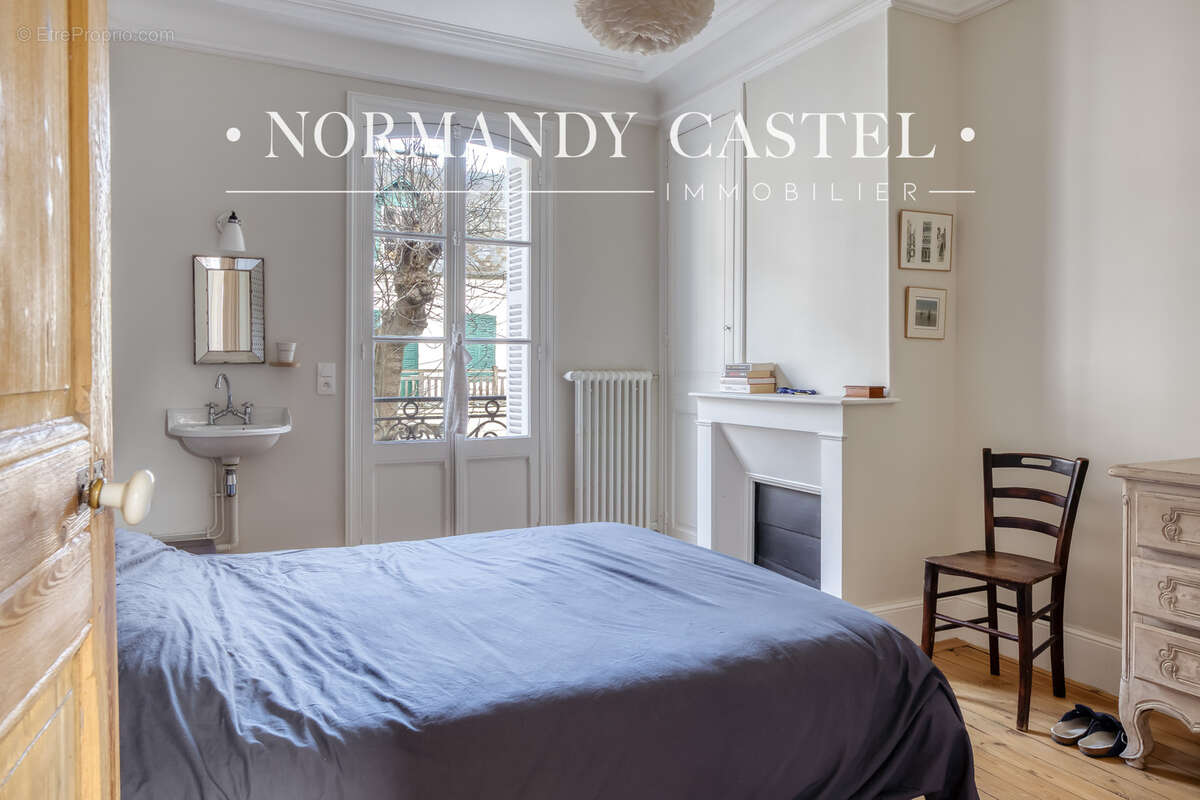 Maison à TROUVILLE-SUR-MER