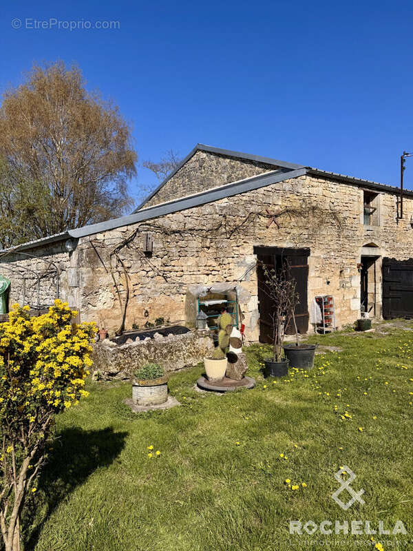 Maison à BORDS