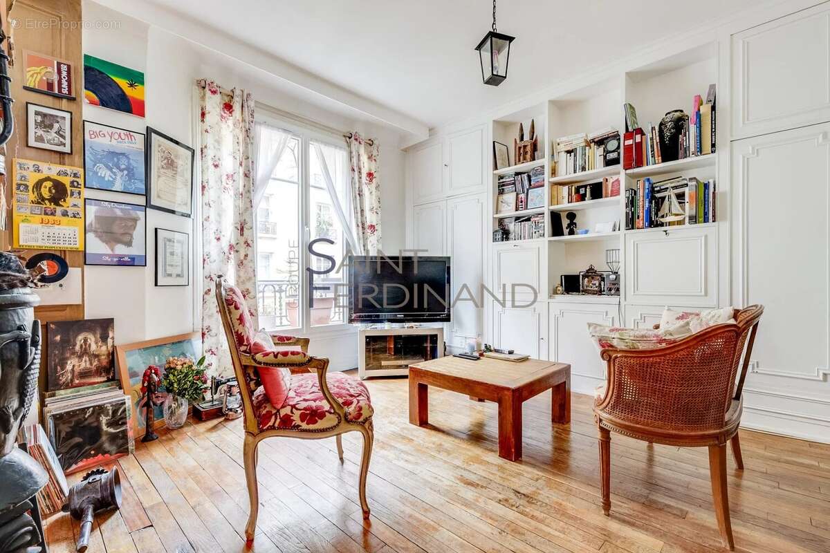 Appartement à PARIS-12E