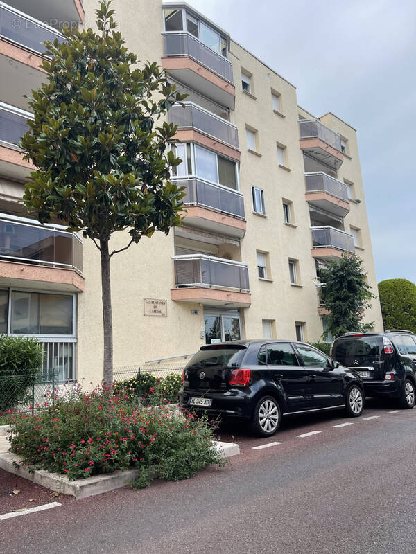 Appartement à MANDELIEU-LA-NAPOULE