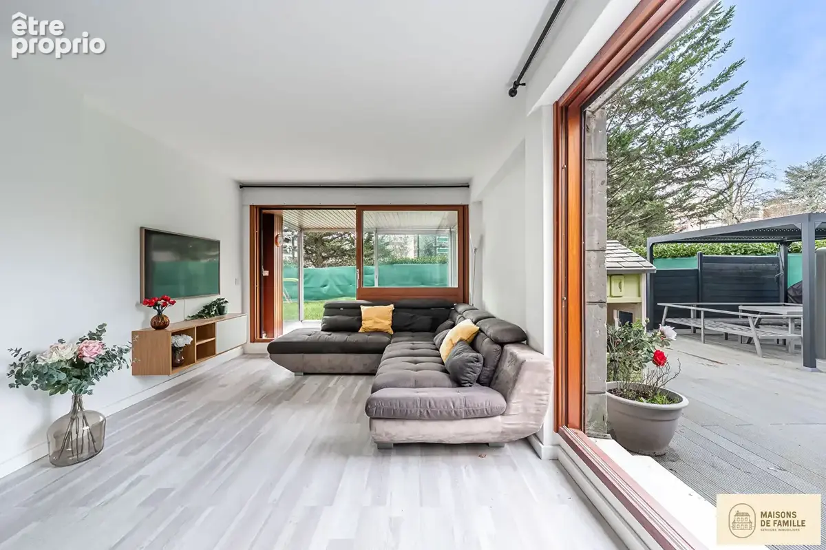 Photo Appartement à Le Chesnay au prix de 473 000€