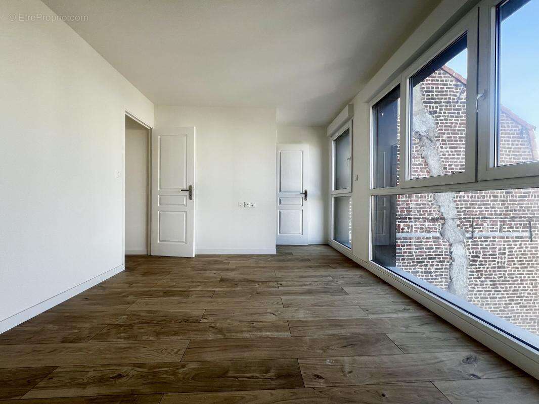 Appartement à MONS-EN-BAROEUL