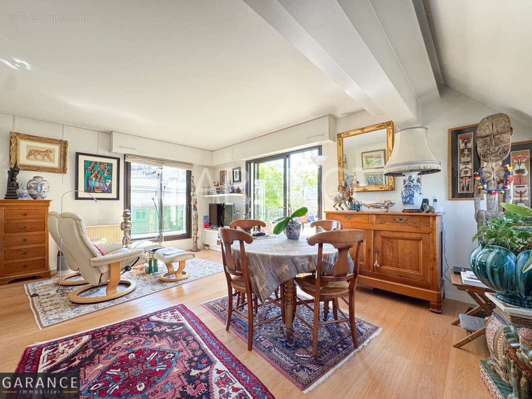 Appartement à PARIS-12E
