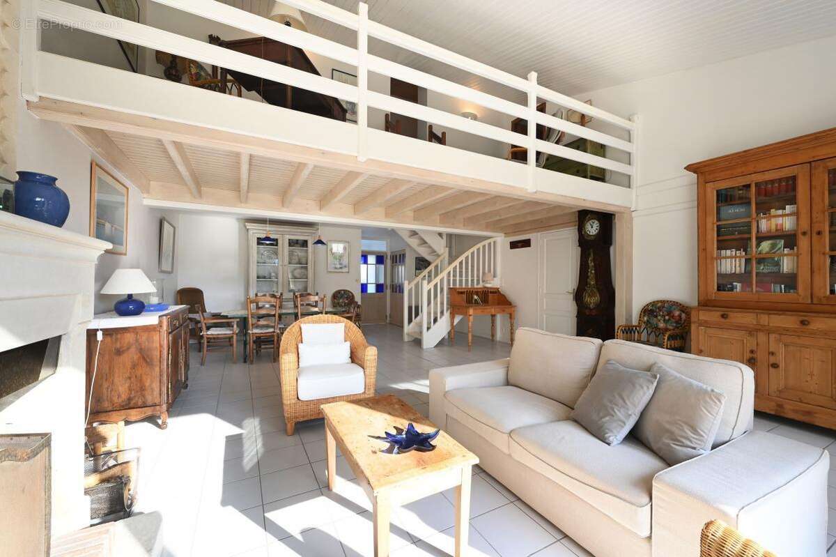 Maison à SAINT-MARTIN-DE-RE