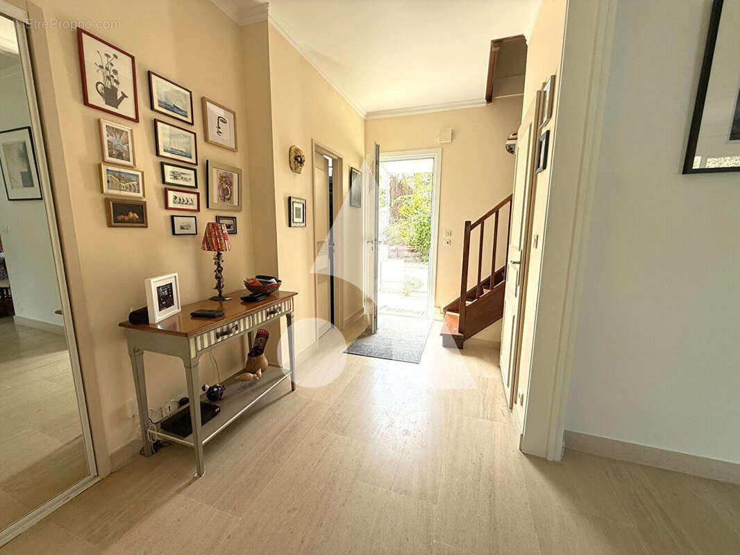 Maison à MARGENCY