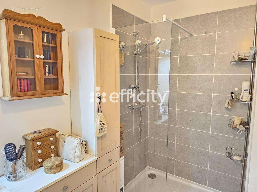 Appartement à FRONTIGNAN