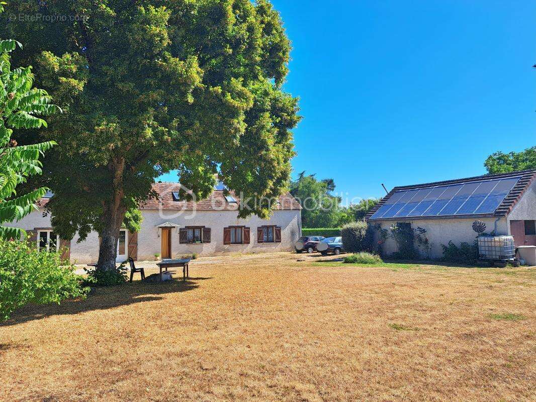 Maison à TRUYES