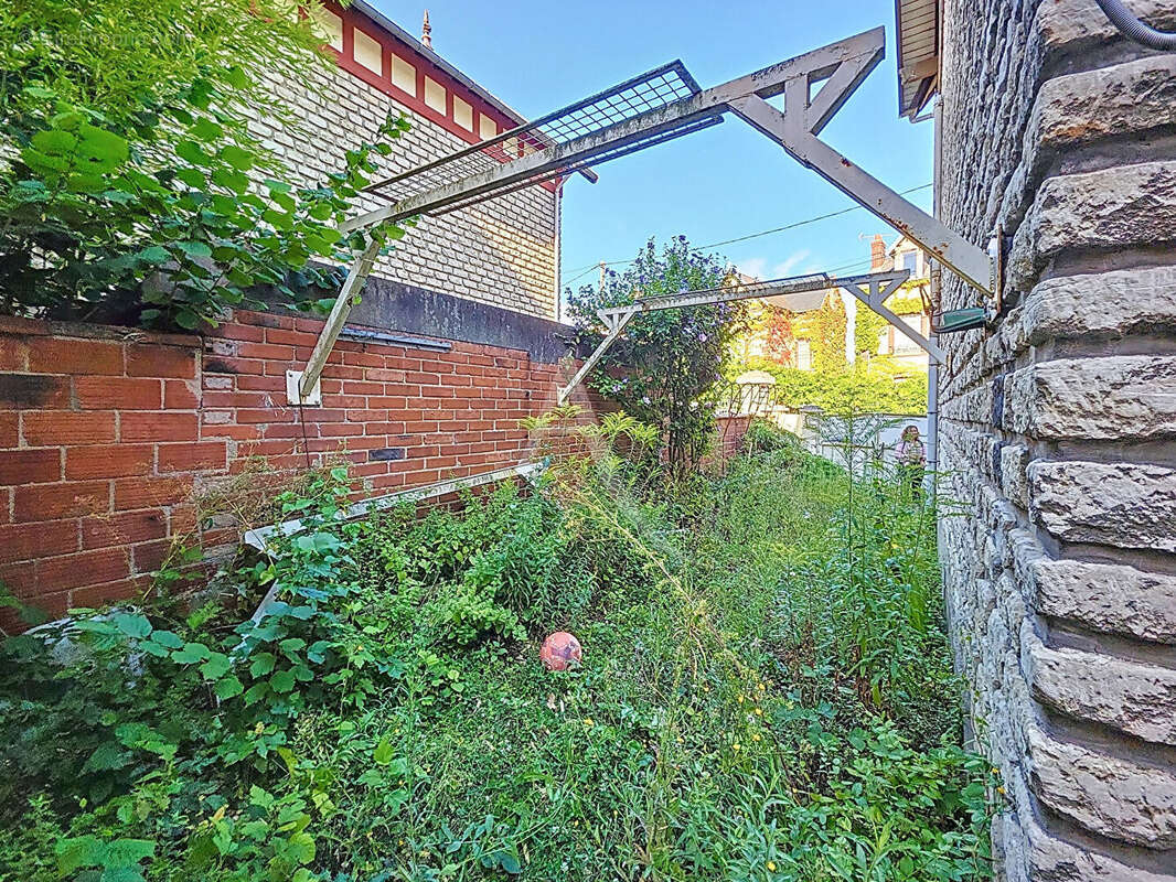 Maison à MANTES-LA-JOLIE