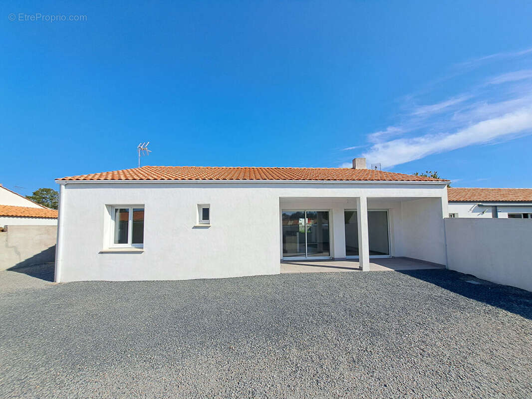 Maison à SALLERTAINE