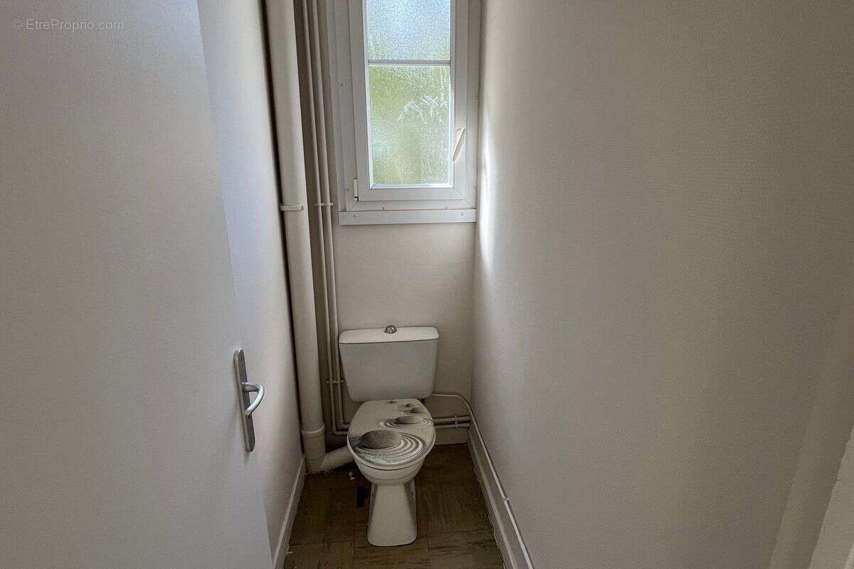Loches - Appartement T4 - photo 12