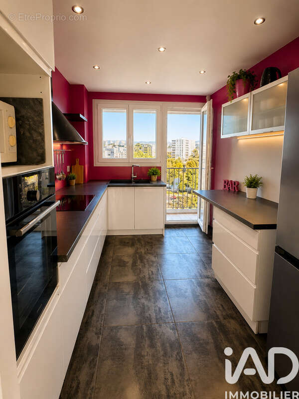 Photo 6 - Appartement à MARSEILLE-10E