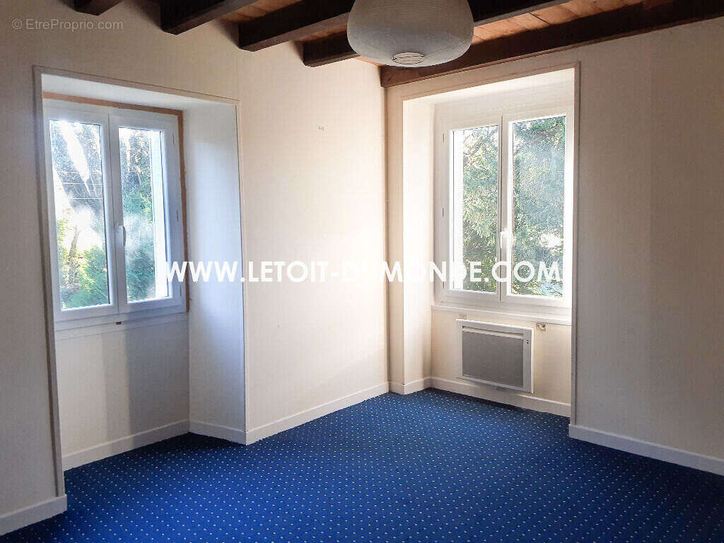 Maison à GRAND-BRASSAC