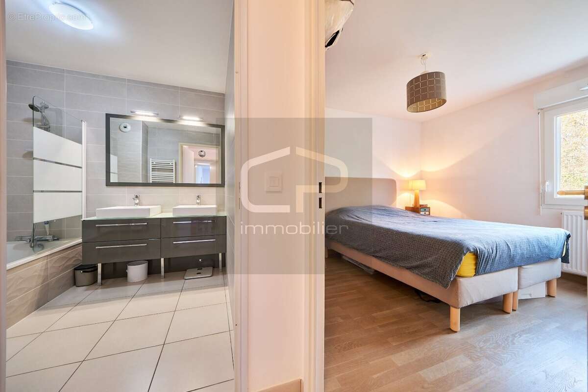 Appartement à ANNECY-LE-VIEUX