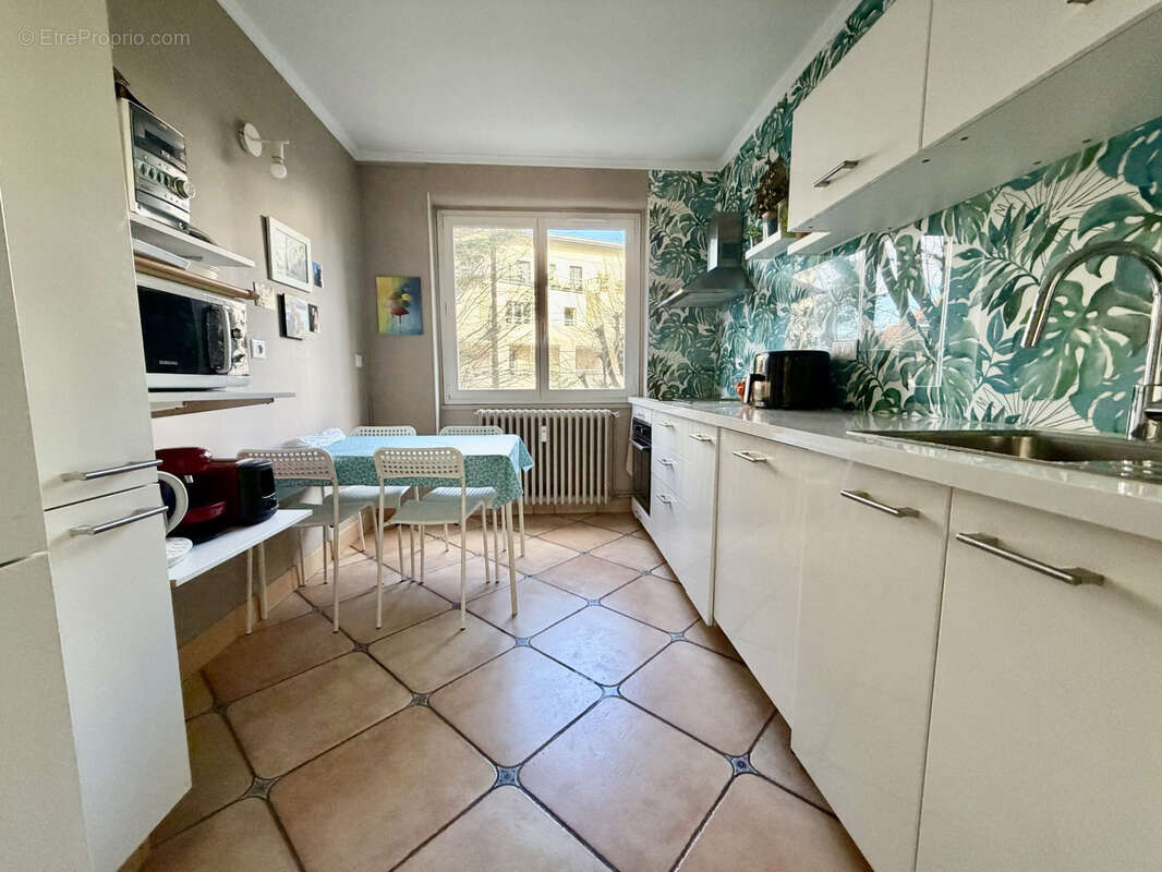 Appartement à TASSIN-LA-DEMI-LUNE