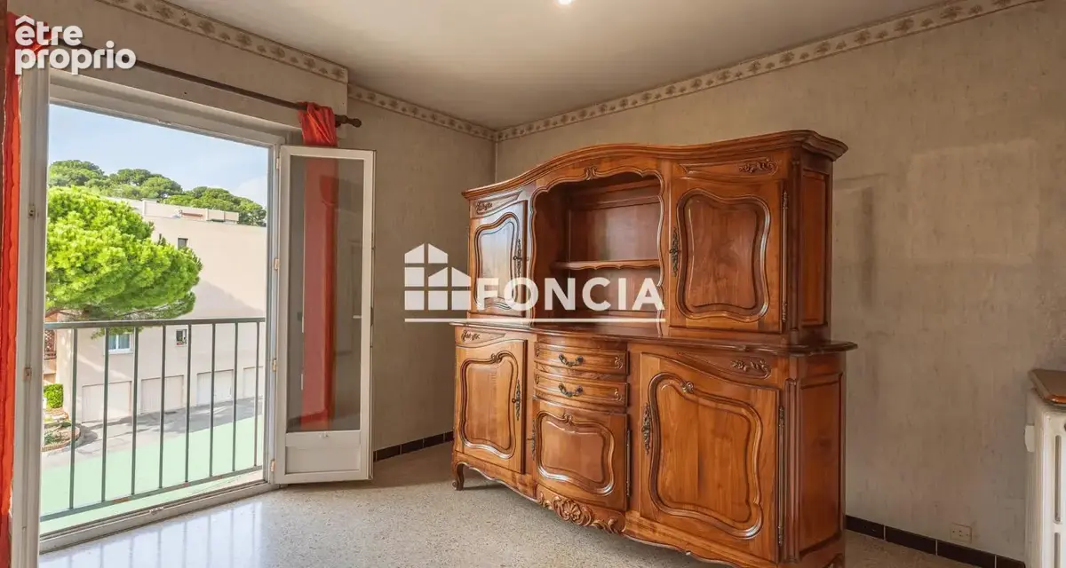 Sanary – faux t3 • loggia - dernier etage - photo 5