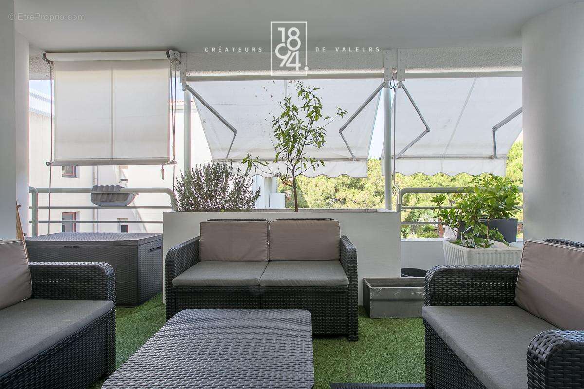 Appartement à MARSEILLE-8E