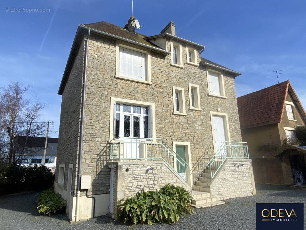 Maison à GRANDCAMP-MAISY