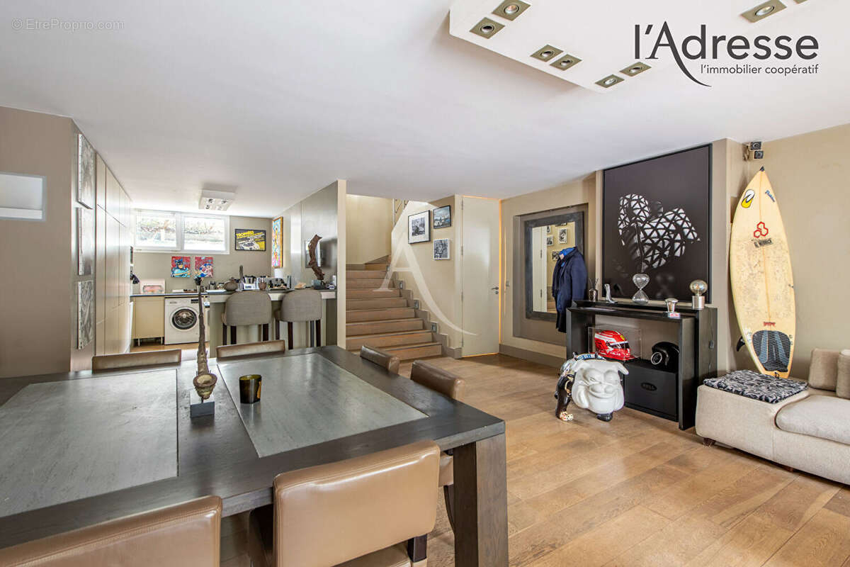 Appartement à SURESNES