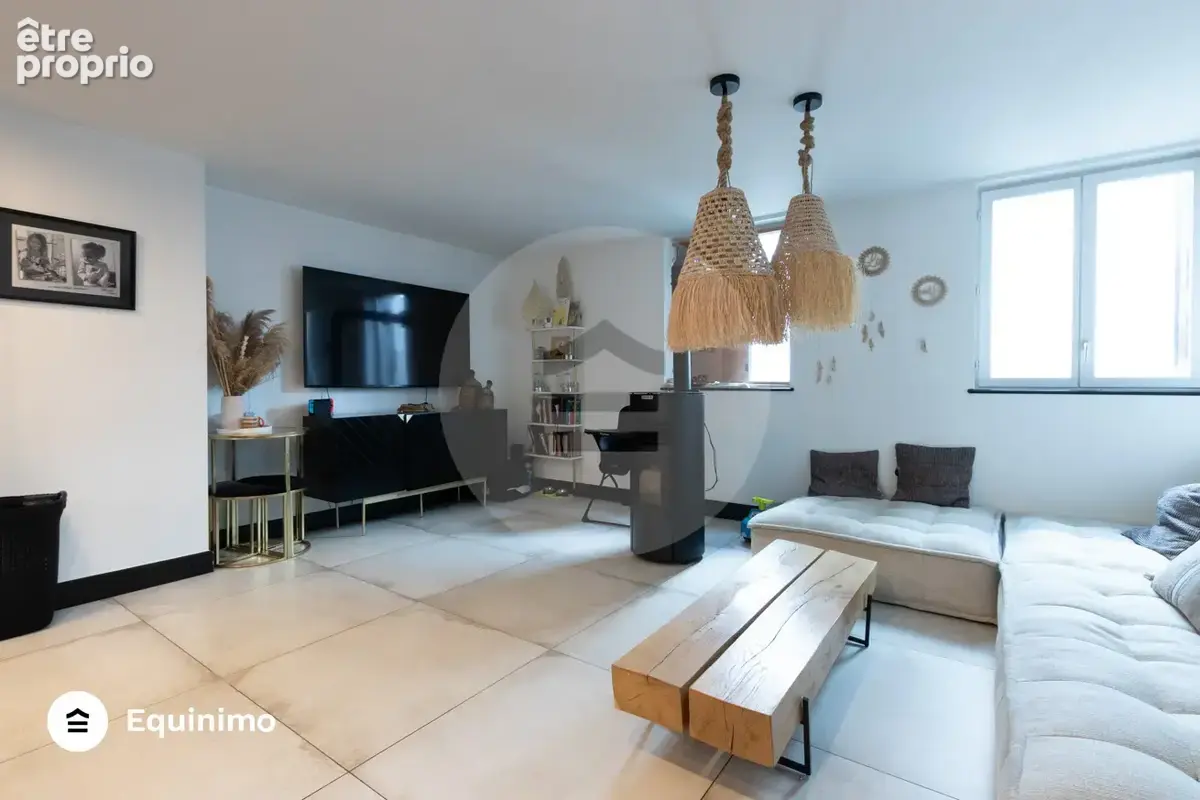 Appartement 4 pièces 97 m² à vendre à Les Lilas (93260) - photo 2